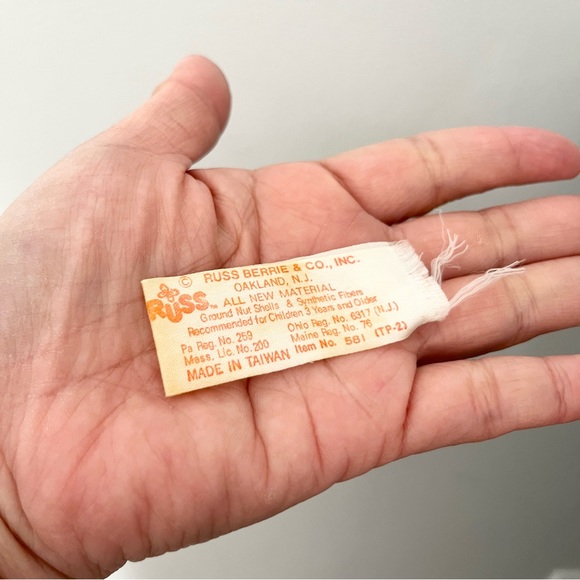 Vintage Gonga Russ Rubber Faced Gorilla Thumb Sucking w Santa Hat See Notes - Picture 7 of 7